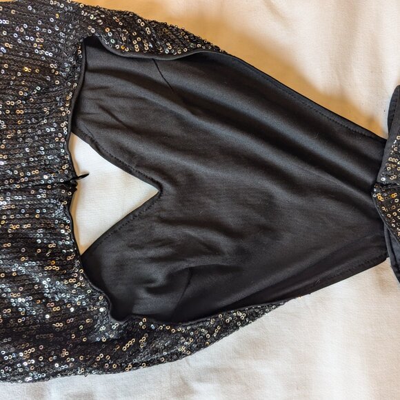 Belle Cut Out Fringe Trim Backless Sequin Halter Dress Size M - Picture 5 of 8